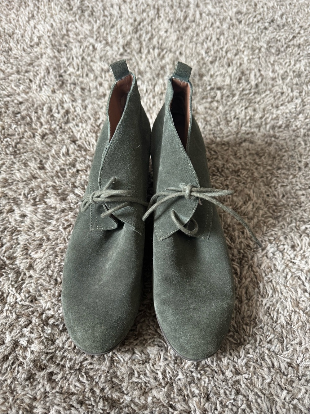 Donald Pliner Women’s Olive Green Suede Lace-Up Ankle Wedge Booties 9.5